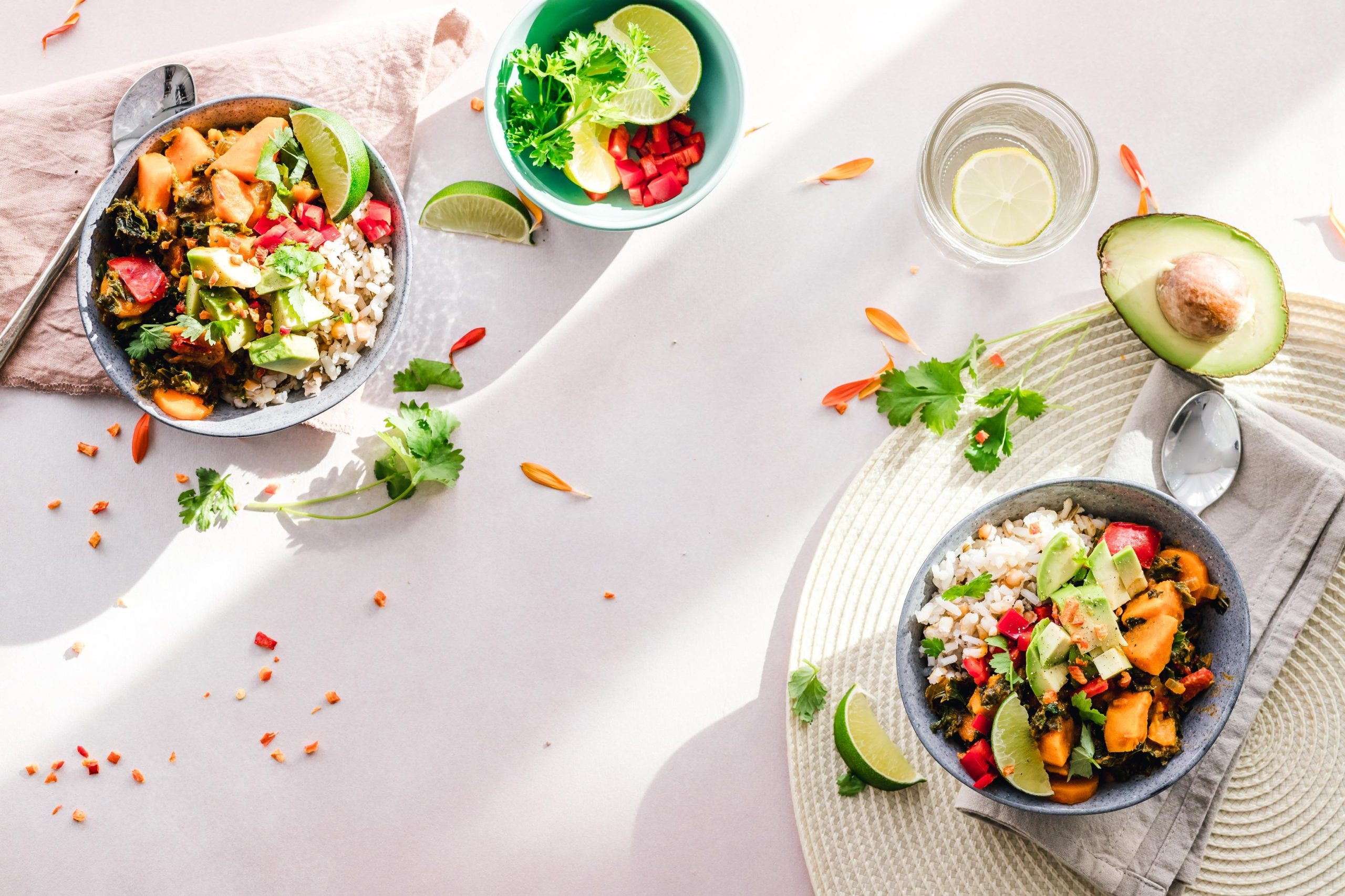 Brain Fog Fighters: What Food and Vitamins